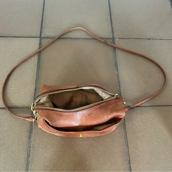 Margot NY Genuine Leather Purse - Picture 10 of 16